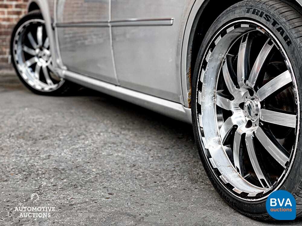 Chrysler 300C Touring 3.0 V6 CRD 218pk 2006 -Org. NL-, 69-SL-DH