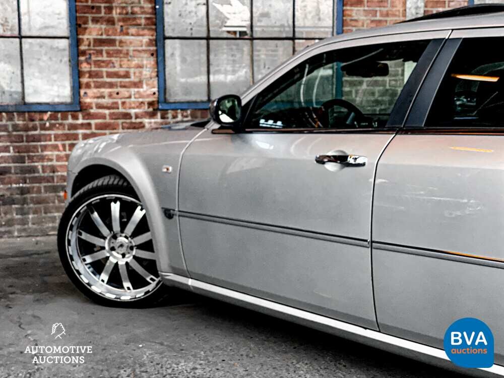 Chrysler 300C Touring 3.0 V6 CRD 218pk 2006 -Org. NL-, 69-SL-DH
