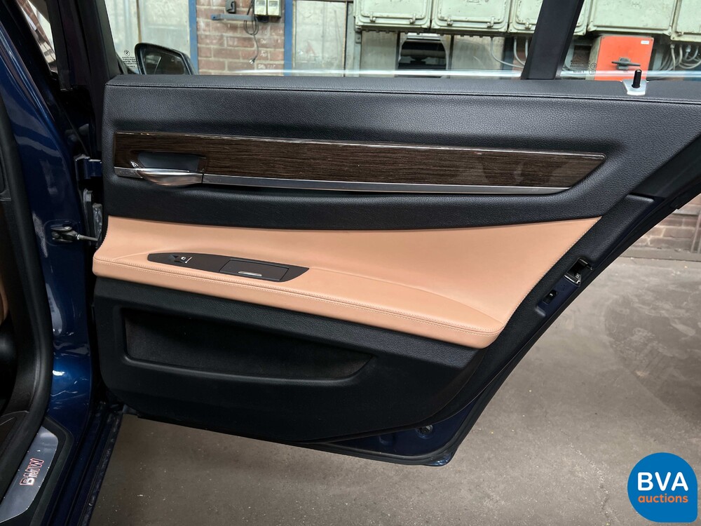 BMW 750i High Executive F04 4.4 V8 7er Serie 407 PS 2009.