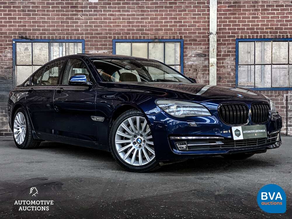 BMW 750i High Executive F04 4.4 V8 7er Serie 407 PS 2009.