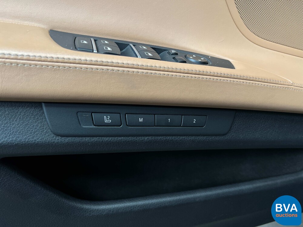 BMW 750i High Executive F04 4.4 V8 7er Serie 407 PS 2009.