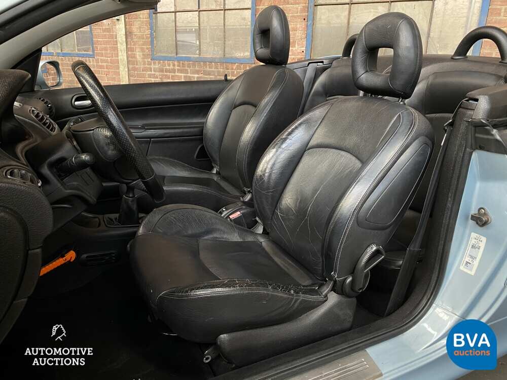 Peugeot 206 CC 2.0 136pk 2002 Cabriolet -Org. NL-, 65-JR-DG