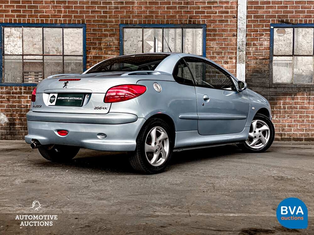Peugeot 206 CC 2.0 136pk 2002 Cabriolet -Org. NL-, 65-JR-DG