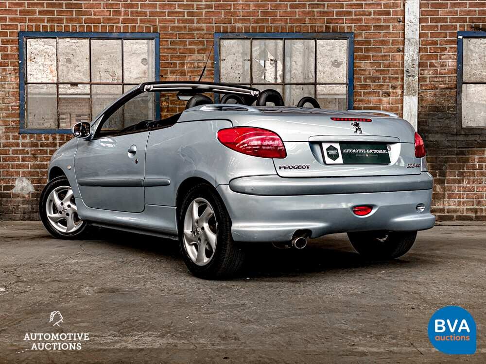 Peugeot 206 CC 2.0 136pk 2002 Cabriolet -Org. NL-, 65-JR-DG