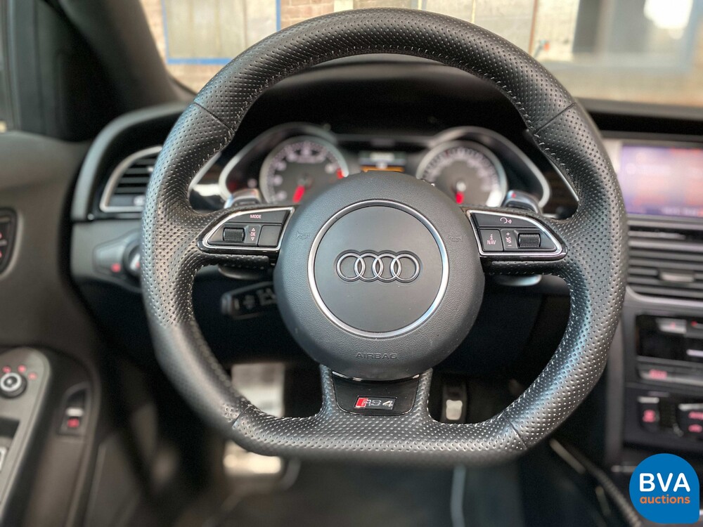 Audi RS4 Avant4.2 FSI Quattro LEISTUNG 450 PS 2015, TX-519-T.