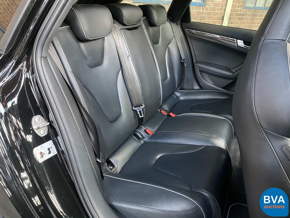 Audi RS4 Avant4.2 FSI Quattro LEISTUNG 450 PS 2015, TX-519-T.