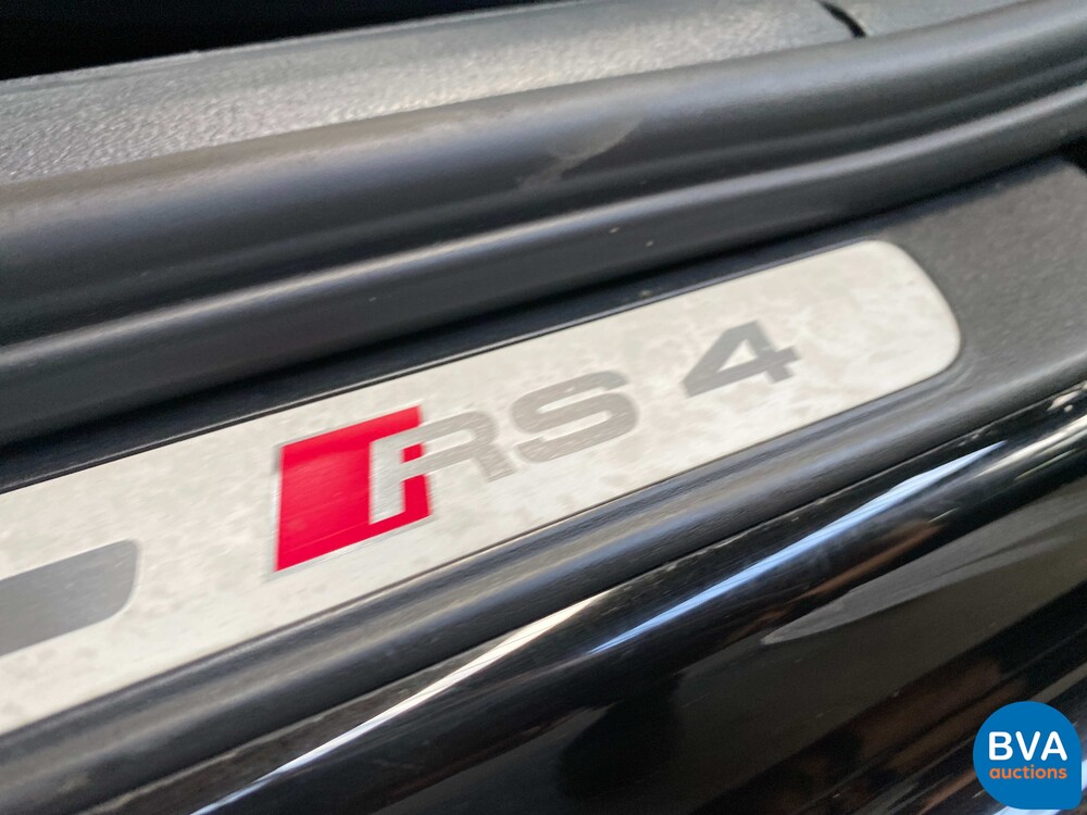 Audi RS4 Avant4.2 FSI Quattro LEISTUNG 450 PS 2015, TX-519-T.
