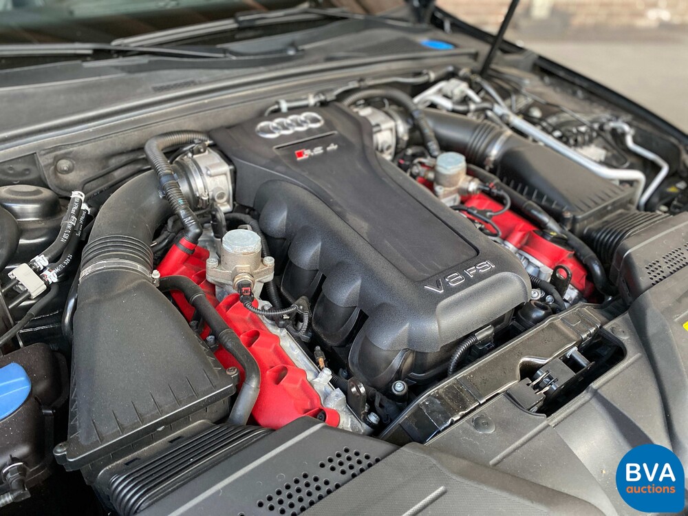 Audi RS4 Avant4.2 FSI Quattro LEISTUNG 450 PS 2015, TX-519-T.