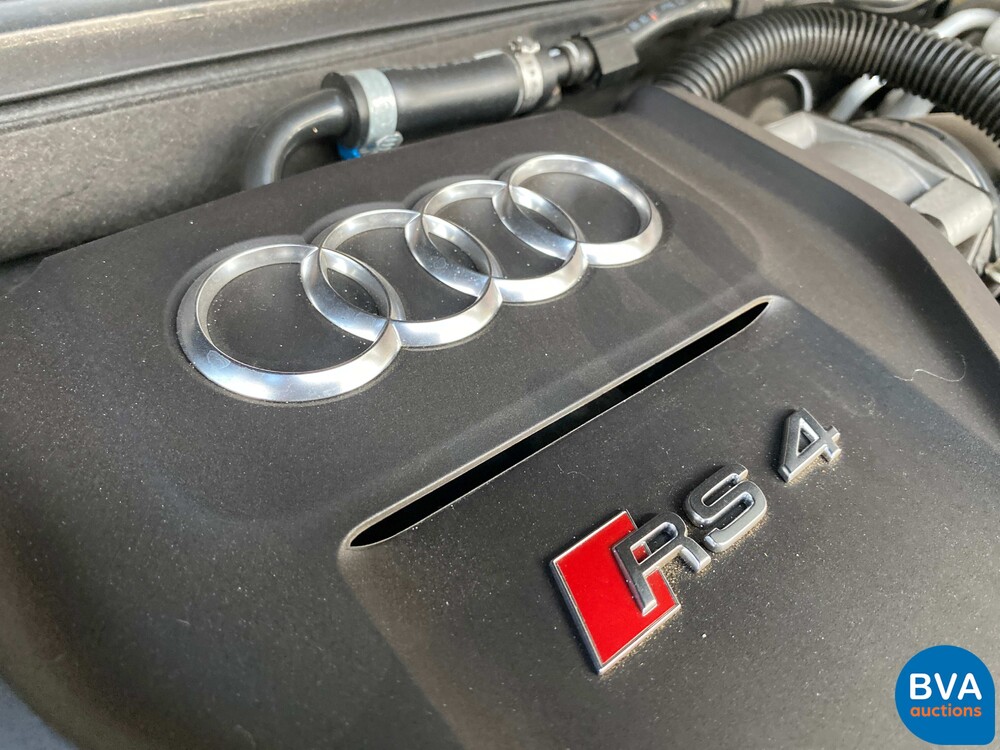 Audi RS4 Avant4.2 FSI Quattro LEISTUNG 450 PS 2015, TX-519-T.
