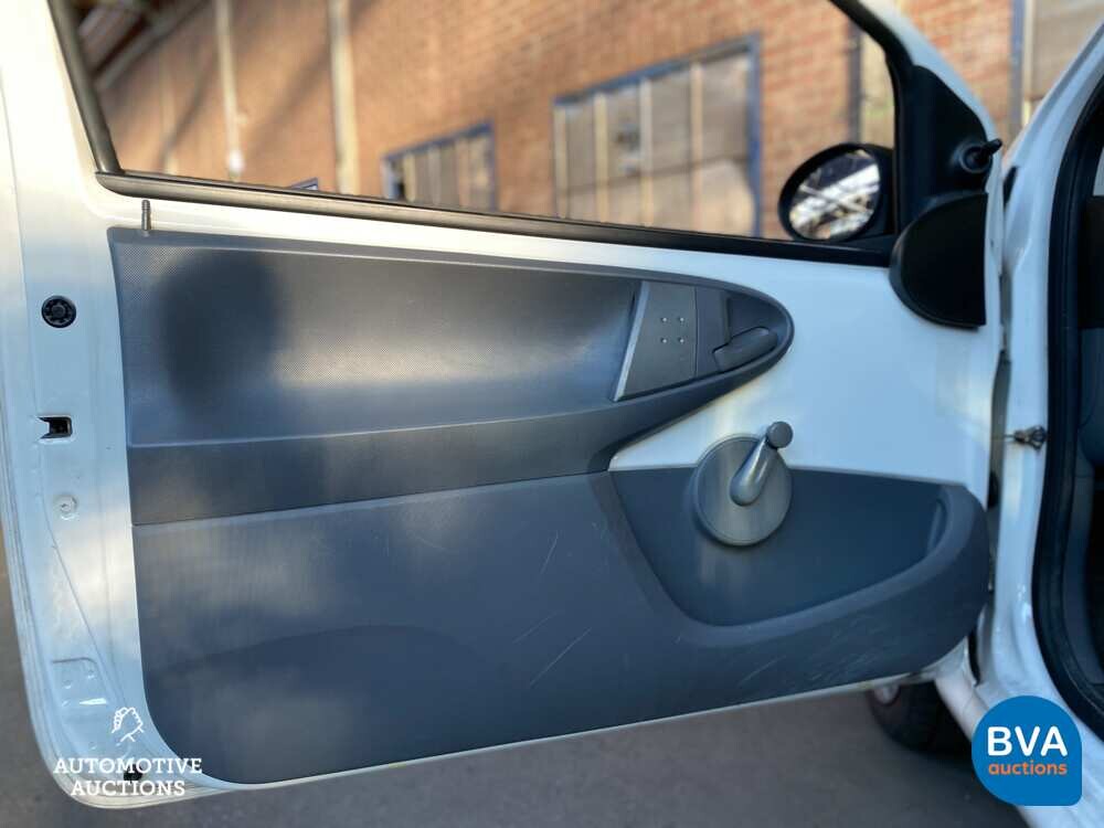 Citroen C1 68hp 2012 Selection 1.0.5-XGT-86.