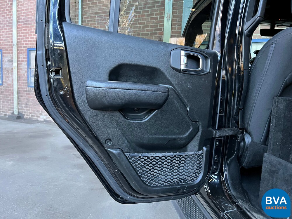 Jeep Wrangler 2.2D Sahara Cabriolet 200pk 2019, VRS-62-B