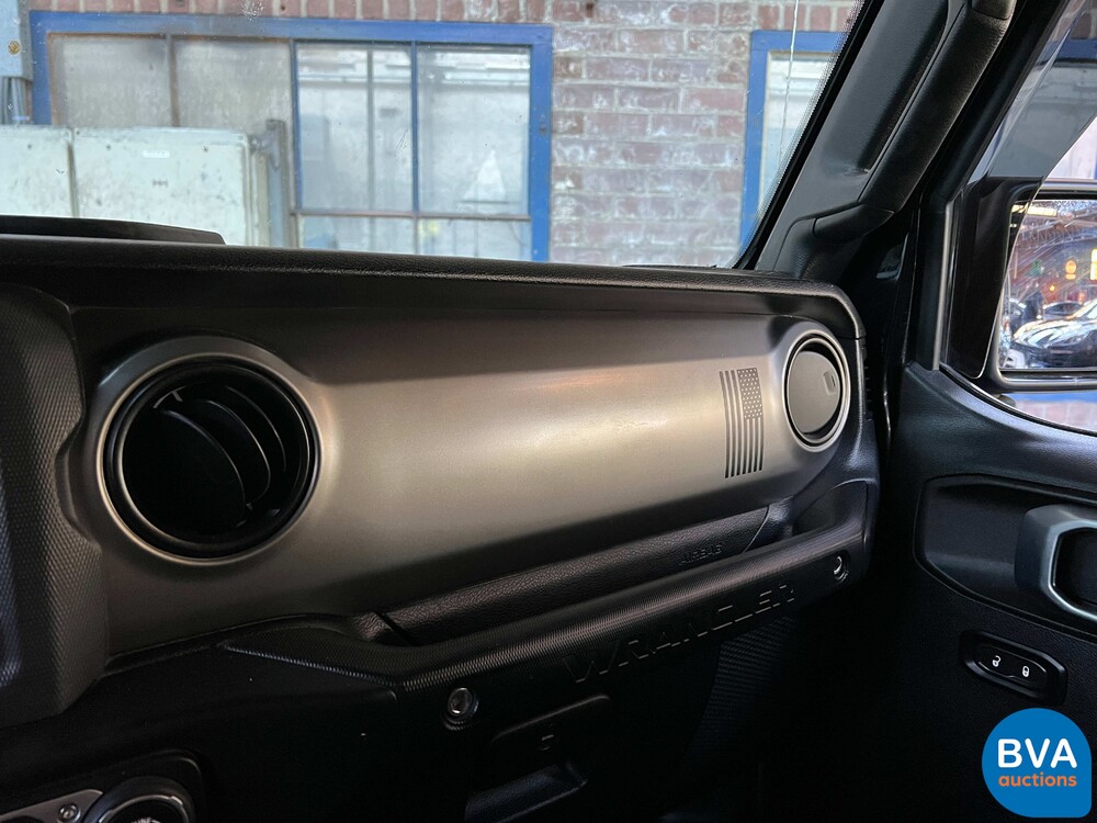 Jeep Wrangler 2.2D Sahara Cabriolet 200pk 2019, VRS-62-B