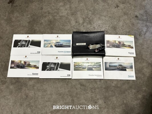 Porsche Cayenne S E-Hybrid 3.0 V6 416hp Sport-Chrono 2015 (Original-NL), HJ-798-D