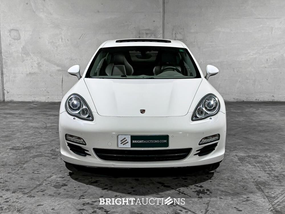 Porsche Panamera 4S 4.8 V8 400hp 2009, Z-798-BP