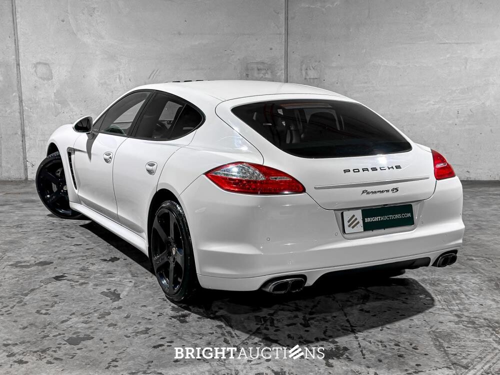Porsche Panamera 4S 4.8 V8 400hp 2009, Z-798-BP