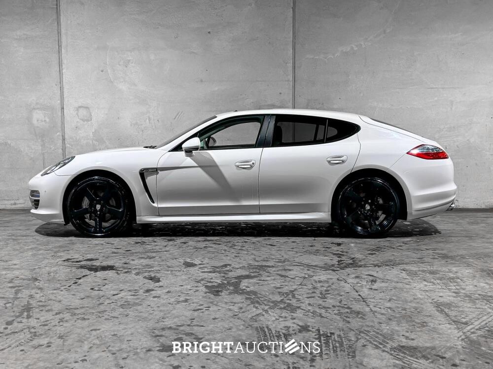 Porsche Panamera 4S 4.8 V8 400hp 2009, Z-798-BP