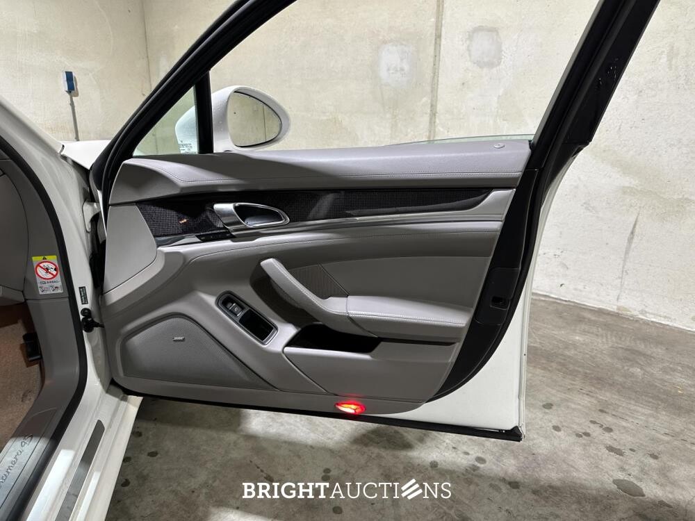 Porsche Panamera 4S 4.8 V8 400hp 2009, Z-798-BP