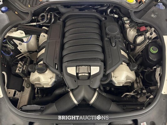Porsche Panamera 4S 4.8 V8 400hp 2009, Z-798-BP