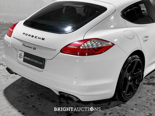 Porsche Panamera 4S 4.8 V8 400hp 2009, Z-798-BP
