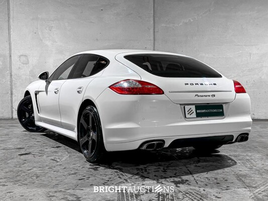Porsche Panamera 4S 4.8 V8 400hp 2009, Z-798-BP