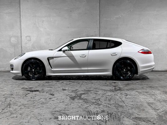 Porsche Panamera 4S 4.8 V8 400hp 2009, Z-798-BP