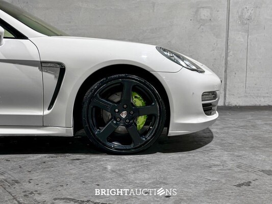 Porsche Panamera 4S 4.8 V8 400hp 2009, Z-798-BP