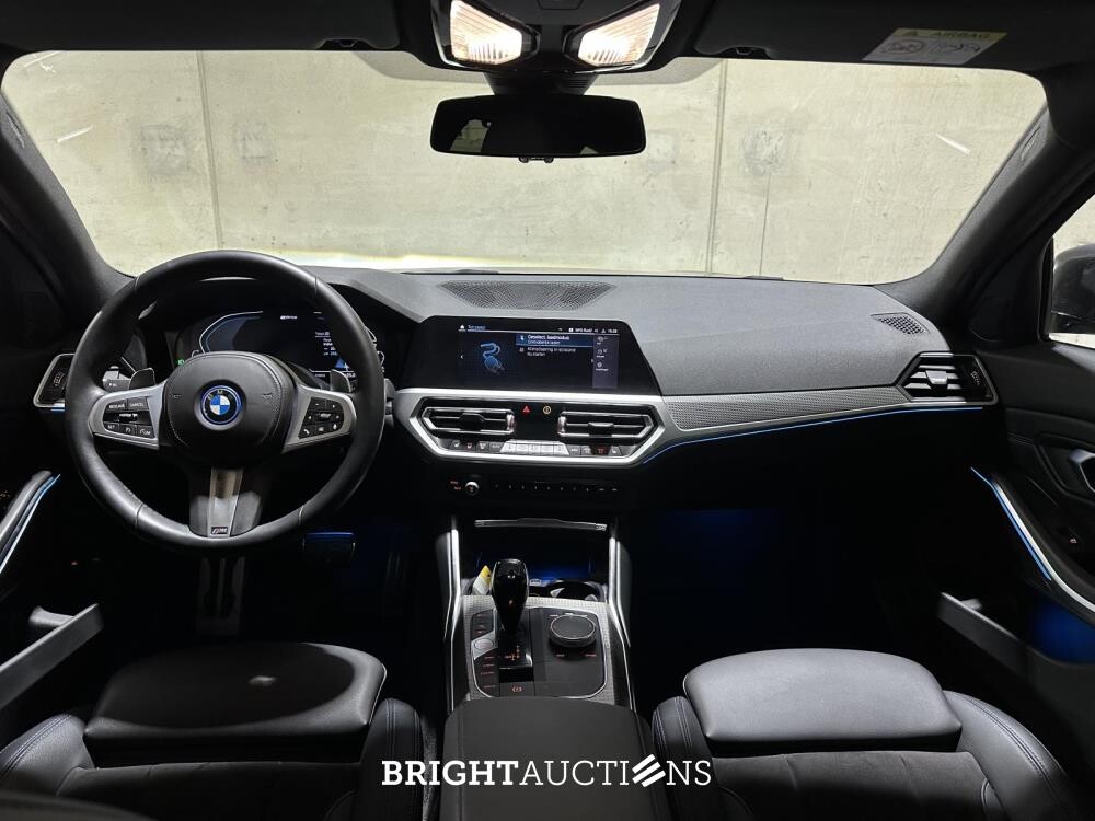 BMW 330e Touring M-Sport Business Edition Plus 292hp 2022 3er G21, X-990-TH