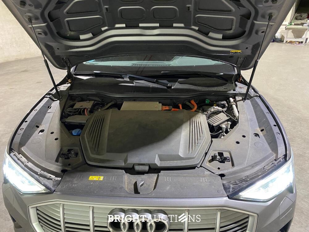 Audi e-tron 50 Quattro Launch Edition 71 kWh 313hp 2020 (Original-NL & 1st Owner), J-980-HF