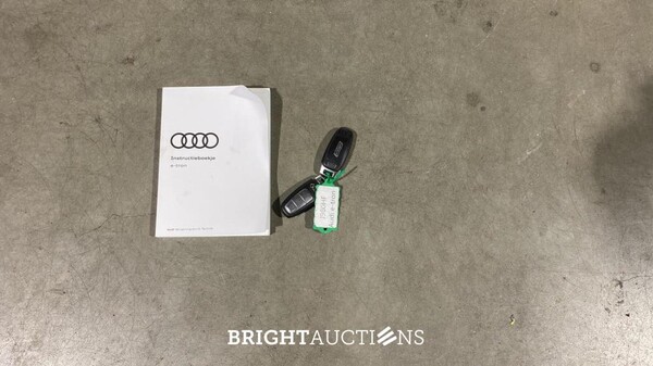 Audi e-tron 50 Quattro Launch Edition 71 kWh 313hp 2020 (Original-NL & 1st Owner), J-980-HF