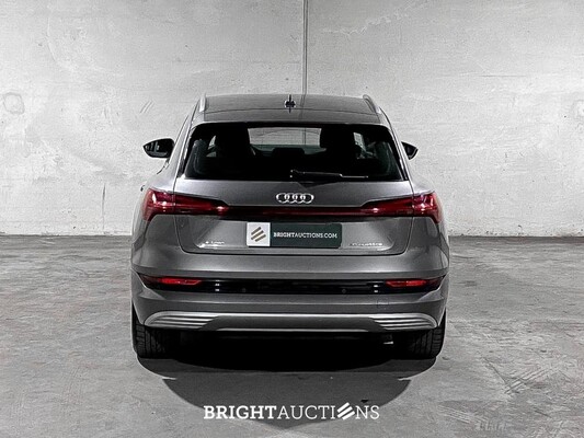 Audi e-tron 50 Quattro Launch Edition 71 kWh 313hp 2020 (Original-NL & 1st Owner), J-980-HF