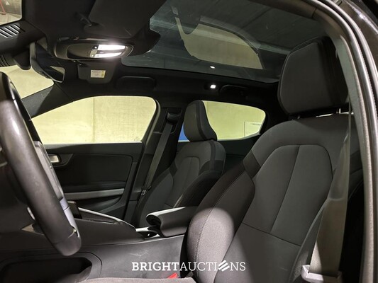 Polestar 2 Long Range Dual Motor Launch Edition 78kWh 408hp 2020 (Original-NL + 1st Owner) J-075-LS