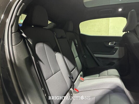 Polestar 2 Long Range Dual Motor Launch Edition 78kWh 408hp 2020 (Original-NL + 1st Owner) J-075-LS