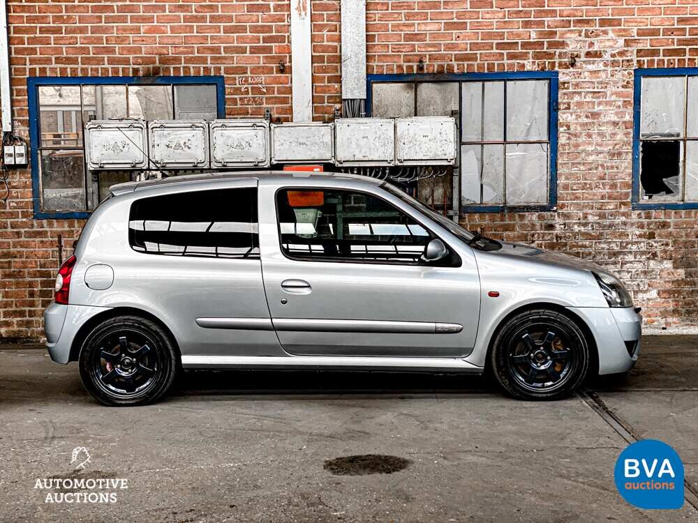 Renault Clio Sport RS 2.0 172pk 2005 -YOUNGTIMER-