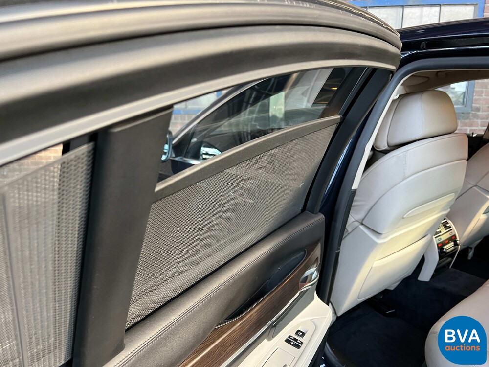 BMW 750i High Executive F04 4.4 V8 7-serie 407pk 2009