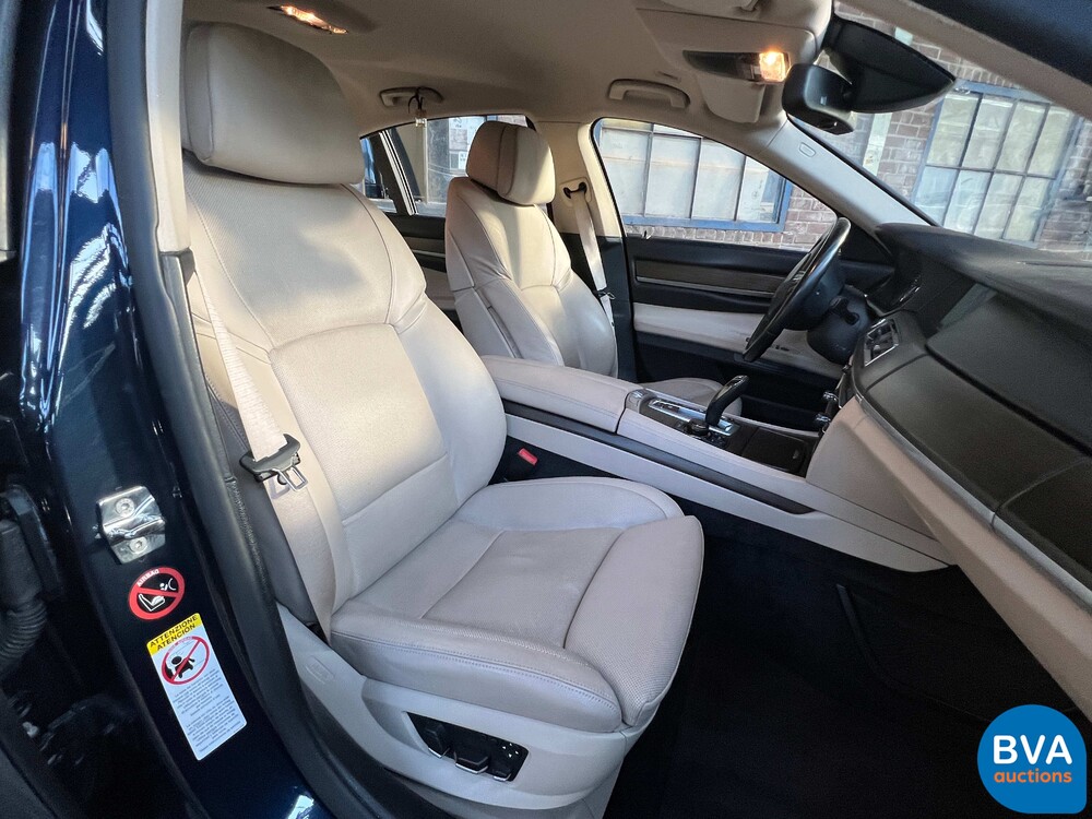 BMW 750i High Executive F04 4.4 V8 7-serie 407pk 2009