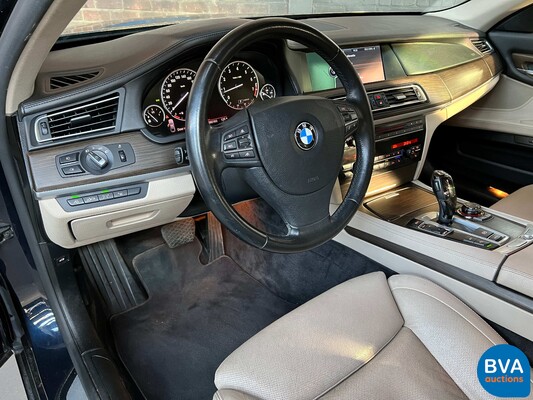 BMW 750i High Executive F04 4.4 V8 7-serie 407pk 2009