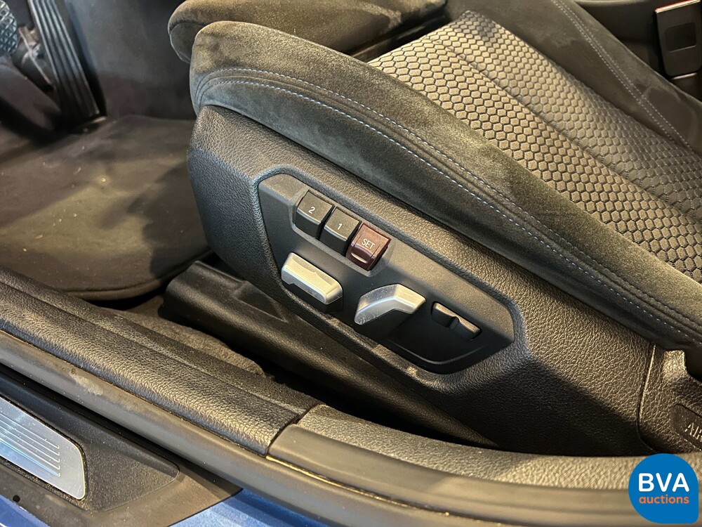 BMW 340i M-Sport Centennial High Executive 3 Series AKRAPOVIC 326hp 2016 -Org. NL-, JN-304-R.