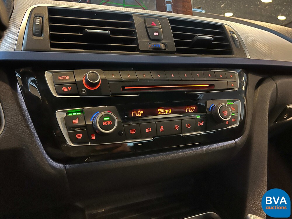 BMW 340i M-Sport Centennial High Executive 3 Series AKRAPOVIC 326hp 2016 -Org. NL-, JN-304-R.