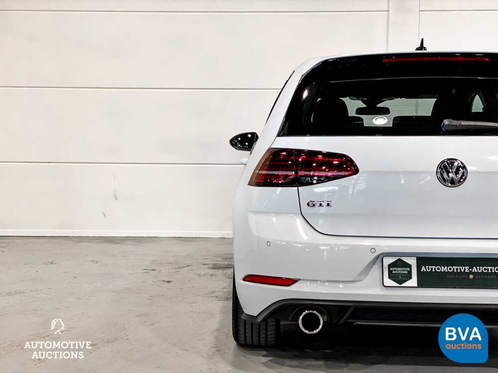 Volkswagen Golf 2.0 TSI GTI Performance 245hp 2019, J-969-ZV.