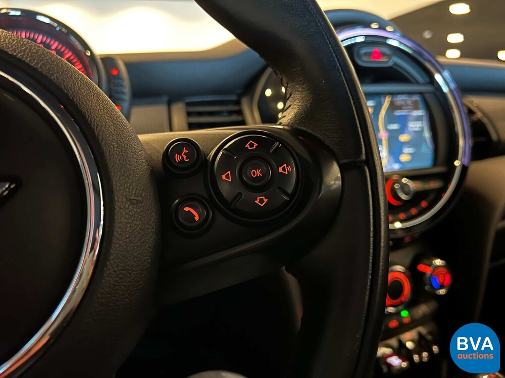 Mini Cooper 1.5 Chili Serious Business 136pk 2016, RG-118-Z