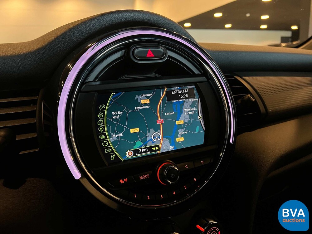 Mini Cooper 1.5 Chili Serious Business 136pk 2016, RG-118-Z