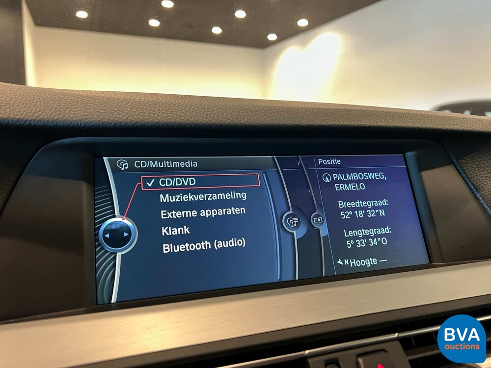 BMW 530i High Executive Touring 5-serie 272pk 2012, 7-SJV-26