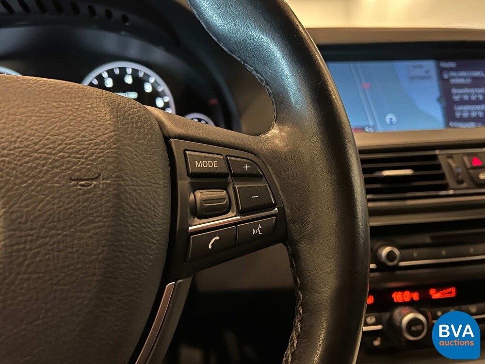 BMW 530i High Executive Touring 5-serie 272pk 2012, 7-SJV-26