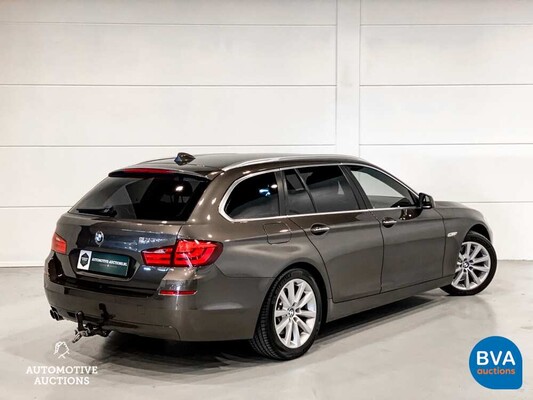 BMW 530i High Executive Touring 5-serie 272pk 2012, 7-SJV-26