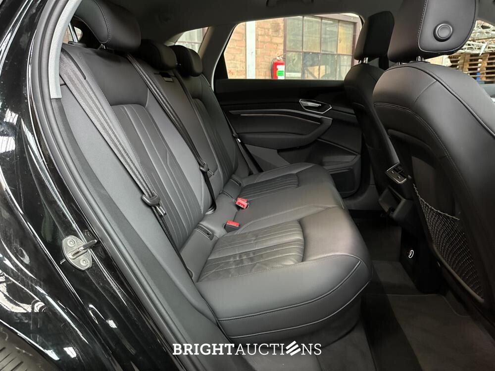 Audi E-tron 50 quattro Launch edition plus 71 kWh 313PK 2019 (Origineel-NL + 1e eigenaar), G-264-XV