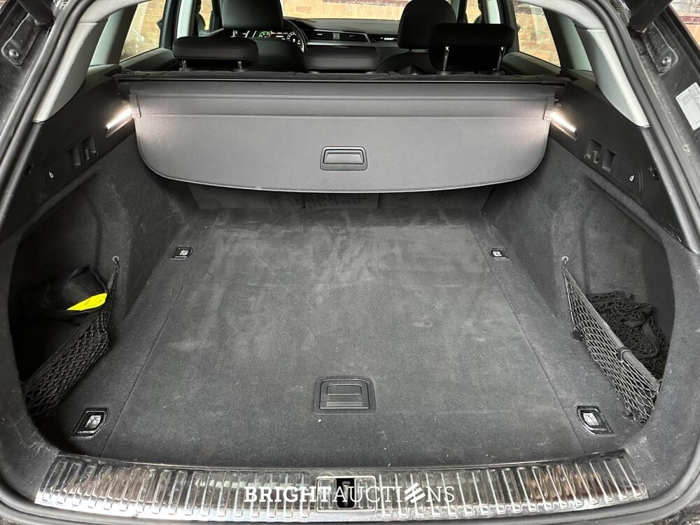 Audi E-tron 50 quattro Launch edition plus 71 kWh 313PK 2019 (Origineel-NL + 1e eigenaar), G-264-XV