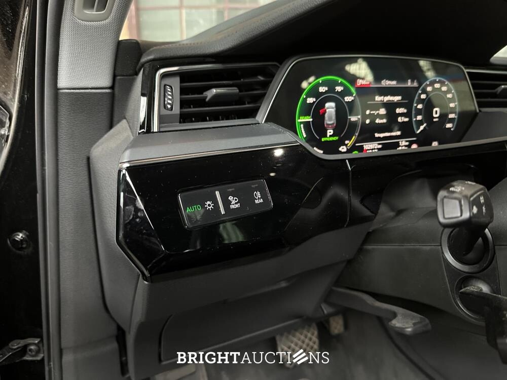 Audi E-tron 50 quattro Launch edition plus 71 kWh 313PK 2019 (Origineel-NL + 1e eigenaar), G-264-XV