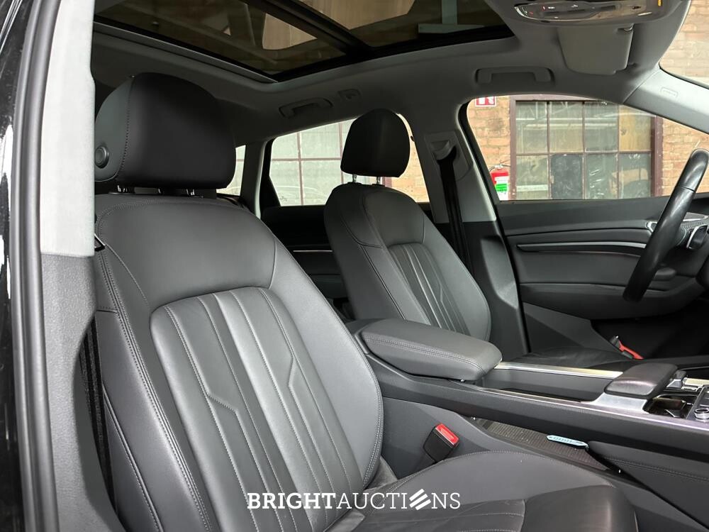 Audi E-tron 50 quattro Launch edition plus 71 kWh 313PK 2019 (Origineel-NL + 1e eigenaar), G-264-XV