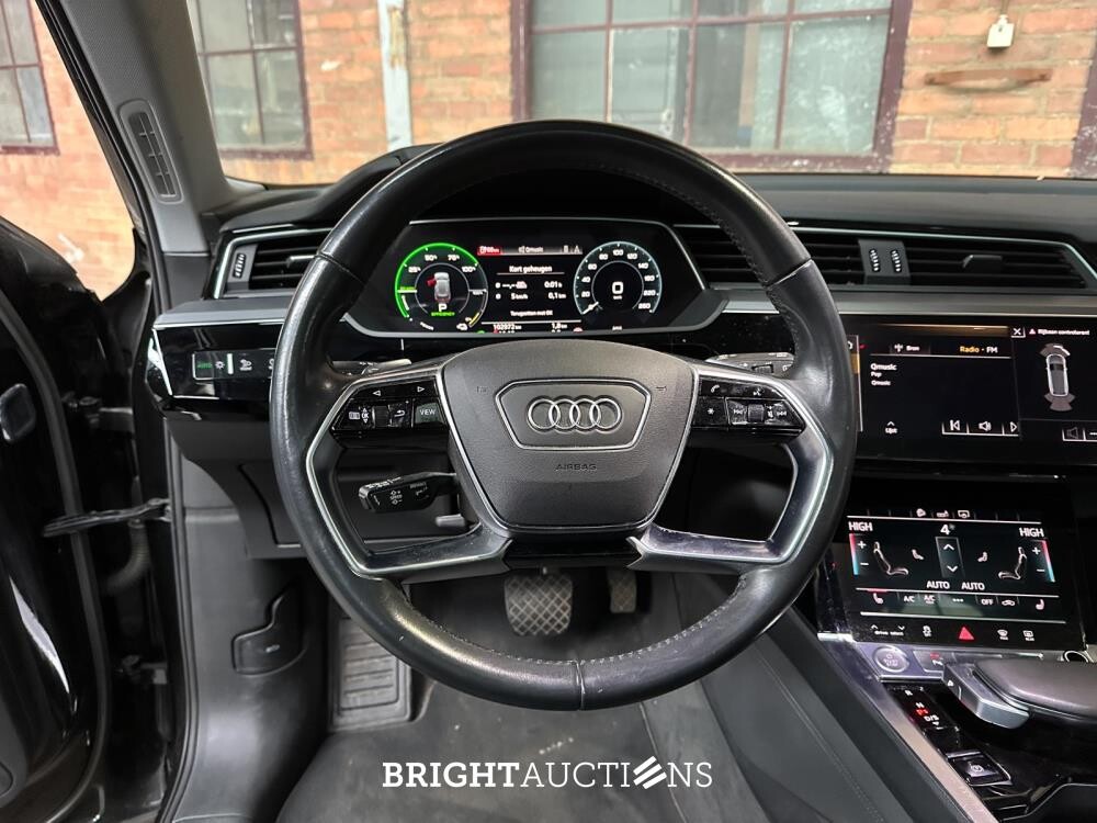 Audi E-tron 50 quattro Launch edition plus 71 kWh 313PK 2019 (Origineel-NL + 1e eigenaar), G-264-XV