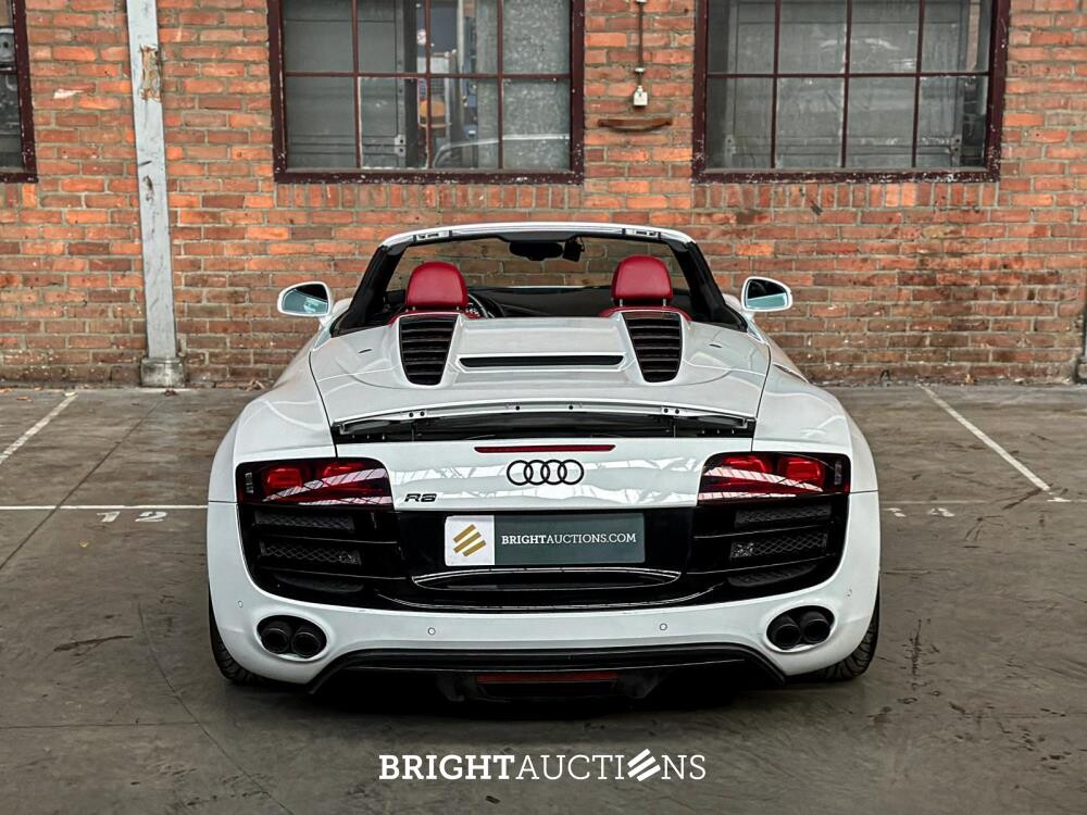 Audi R8 5.2 V10 FSI Quattro SPIDER 525pk 2012 (76.000 km)